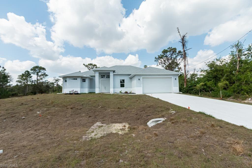 554 Eisenhower BLVD LEHIGH ACRES, FL 33974