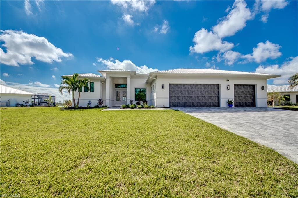 2437 Lake Kismet TER CAPE CORAL, FL 33993