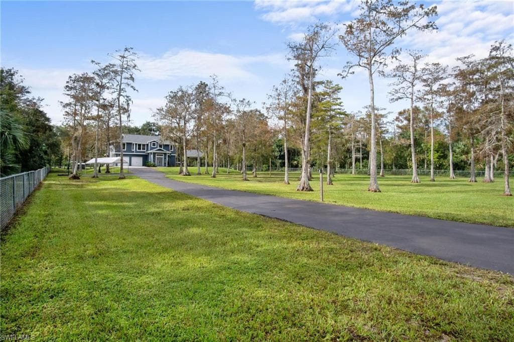 480 35th AVE NW NAPLES, FL 34120