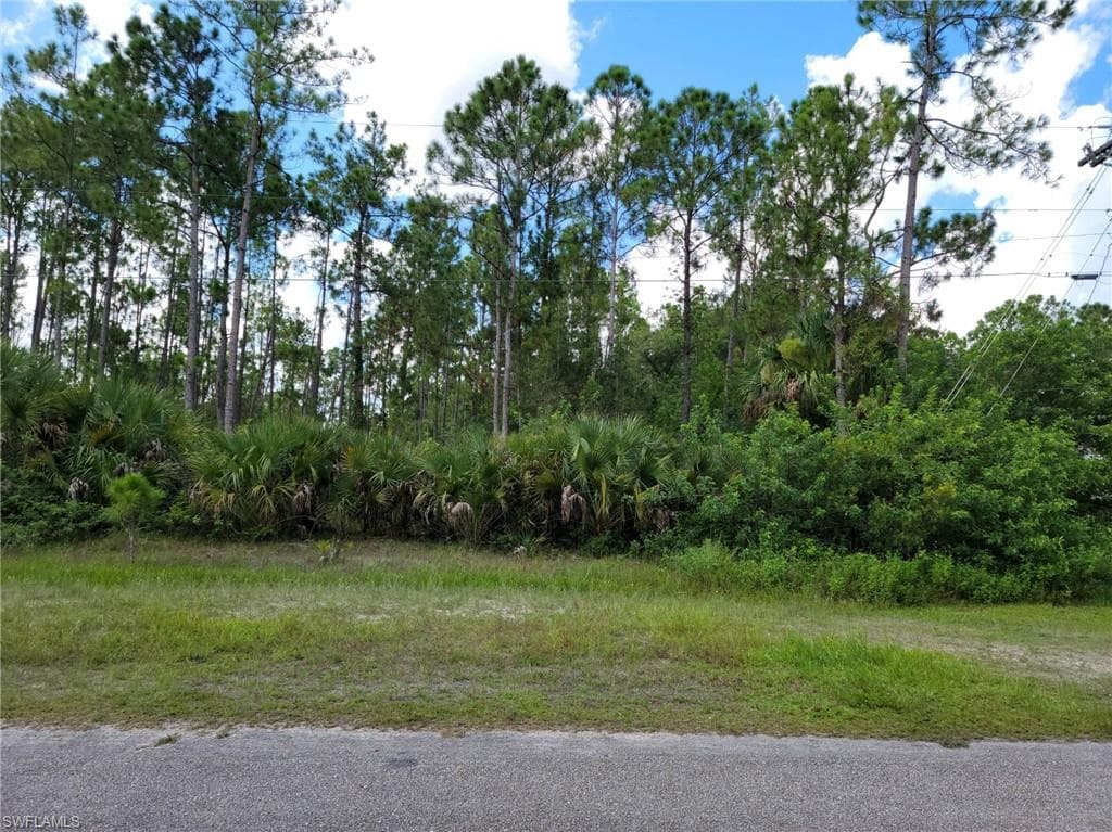 511 Montclair AVE S LEHIGH ACRES, FL 33974