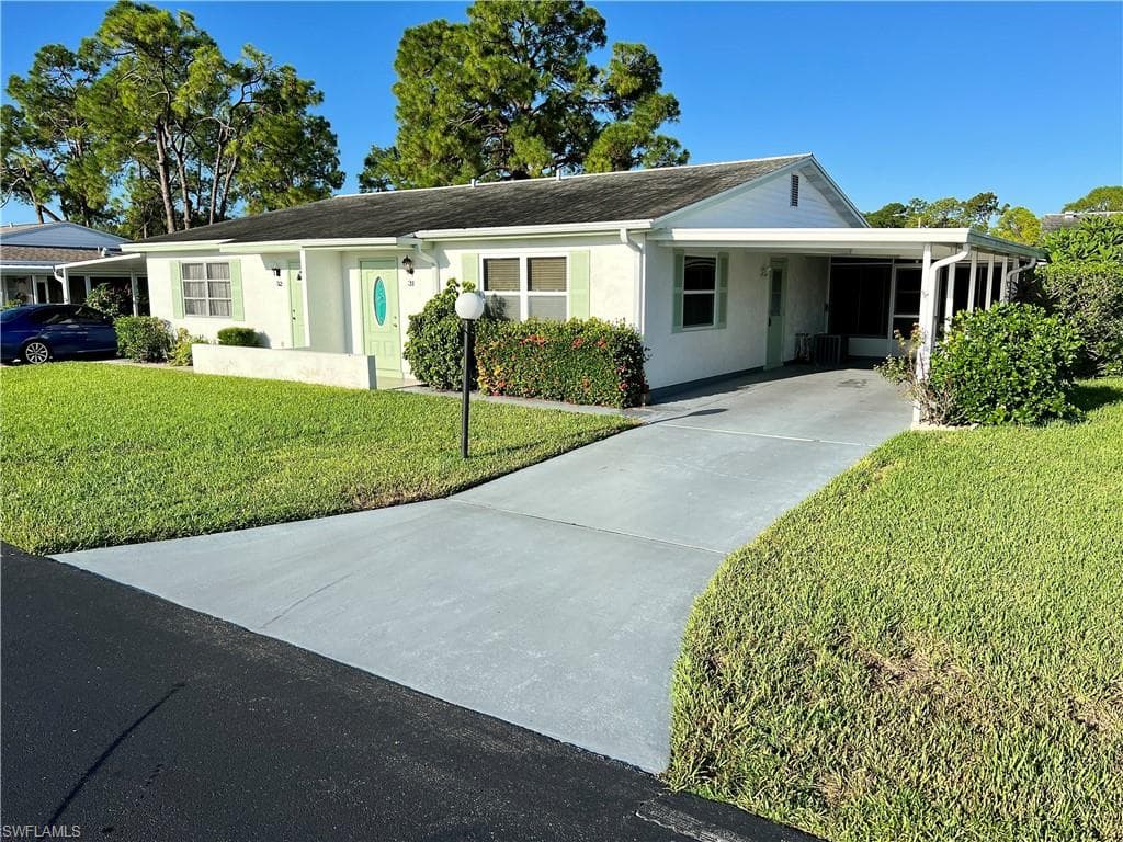 31 Heath Aster LN LEHIGH ACRES, FL 33936