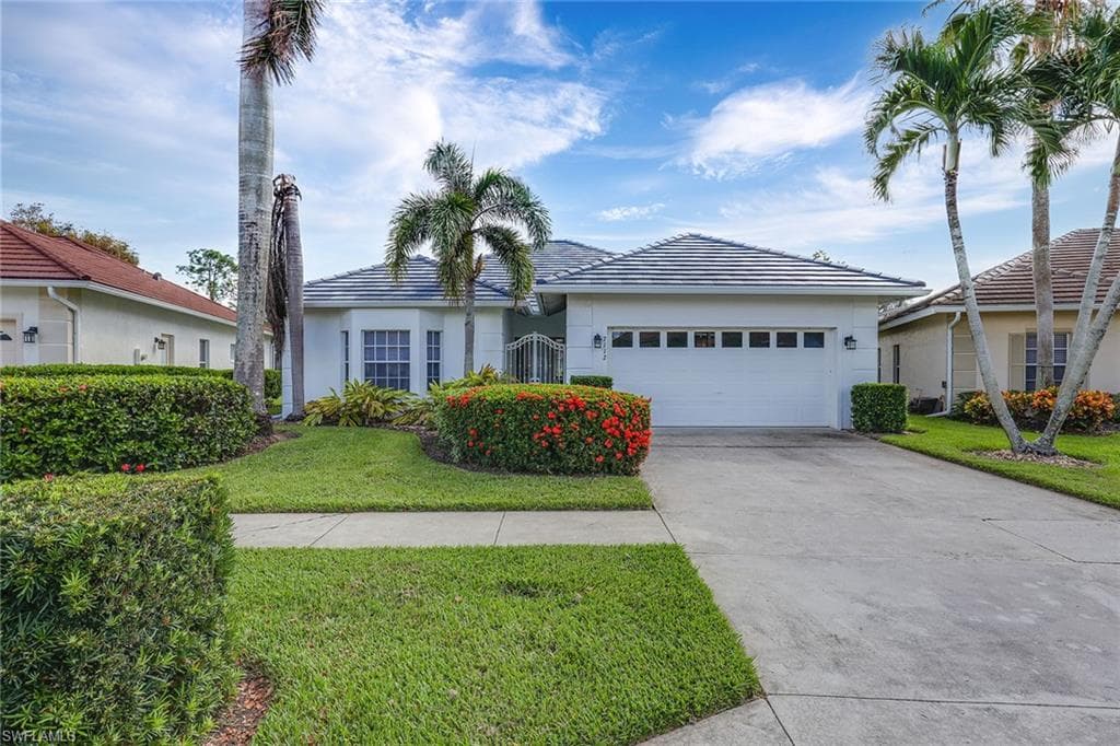7112 Falcons Glen BLVD NAPLES, FL 34113
