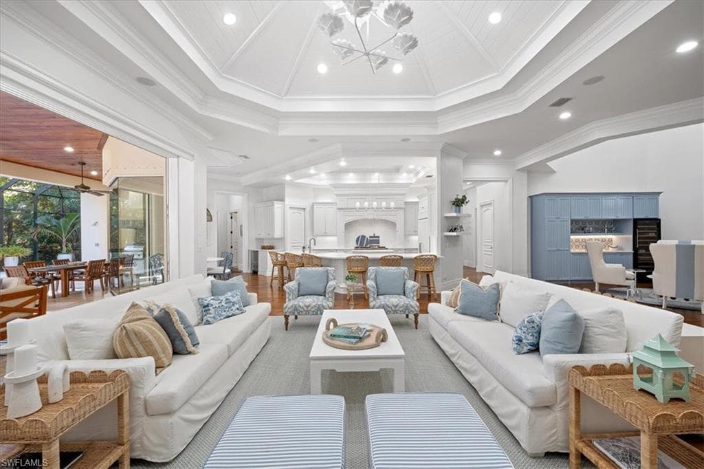 610 Spring Line DR NAPLES, FL 34102