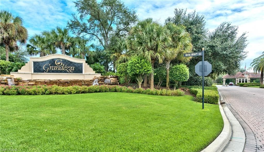 20081 Seagrove ST 902 ESTERO, FL 33928