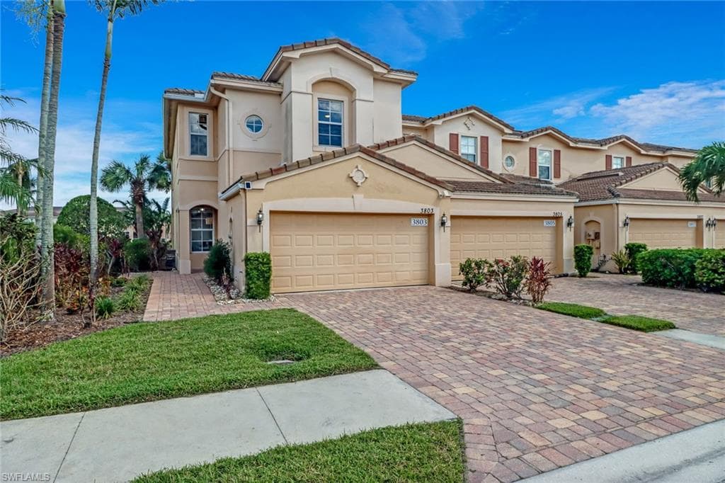 3803 Cherrybrook LOOP FORT MYERS, FL 33966