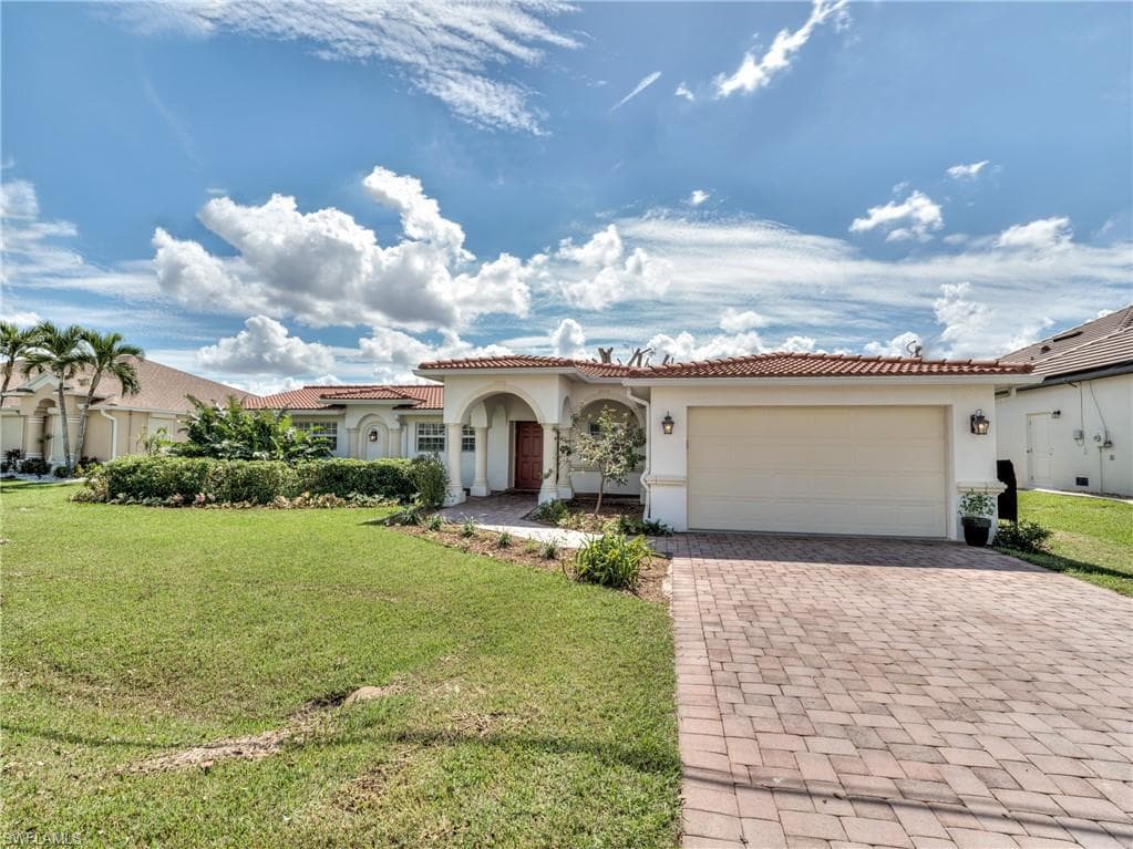 510 Wildwood PKWY CAPE CORAL, FL 33904