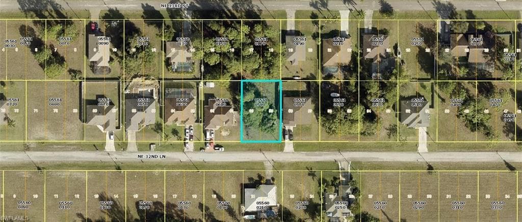 1021 NE 32nd LN CAPE CORAL, FL 33909