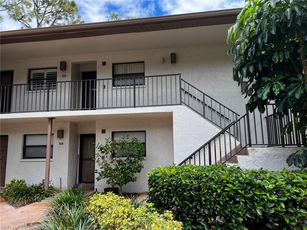 1801 Courtyard WAY D-201 NAPLES, FL 34112