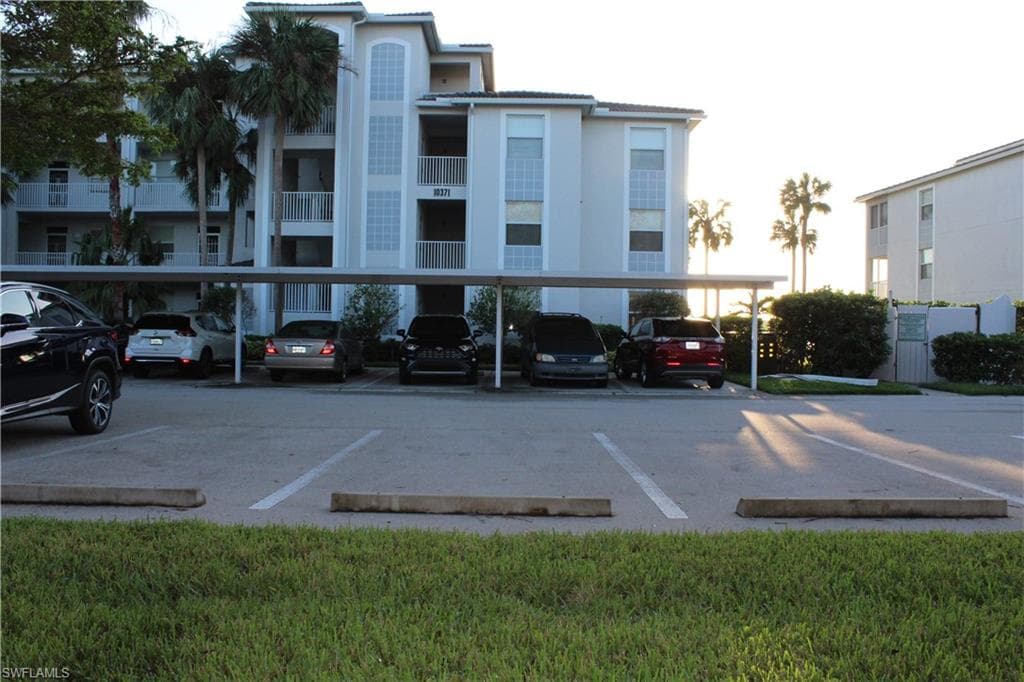 10371 Butterfly Palm DR 838 FORT MYERS, FL 33966