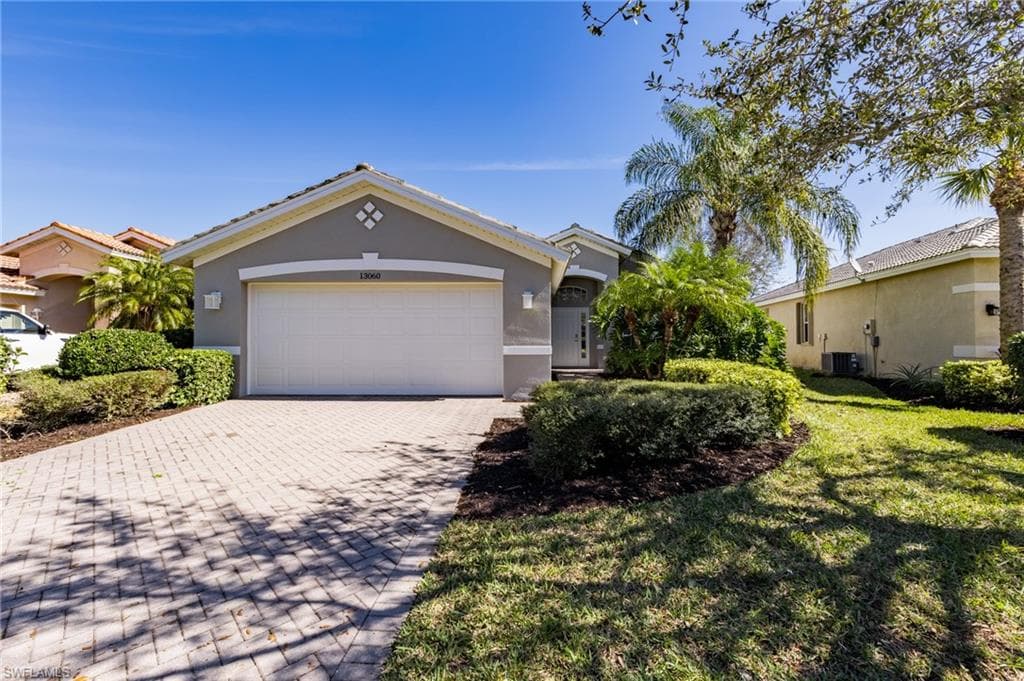 13060 Sail Away ST NORTH FORT MYERS, FL 33903