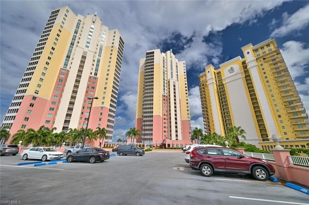 2743 1st ST 107 FORT MYERS, FL 33916