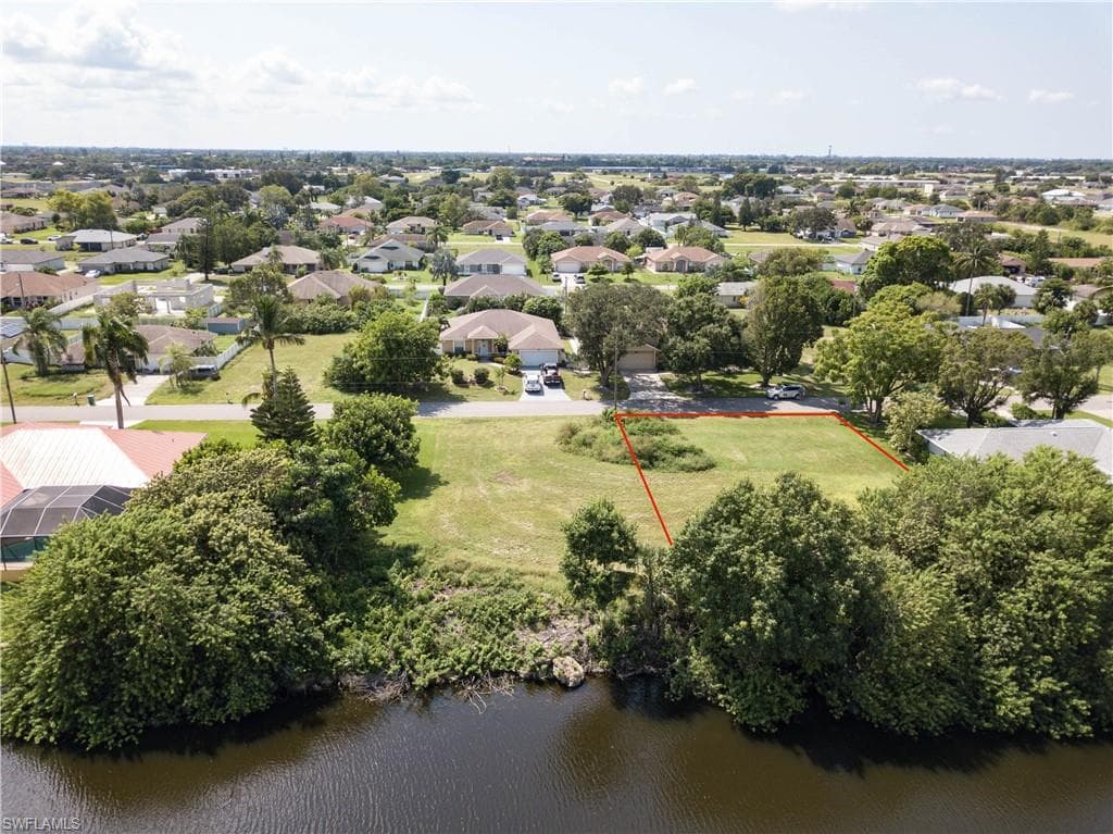 1125 NE 11th TER CAPE CORAL, FL 33909