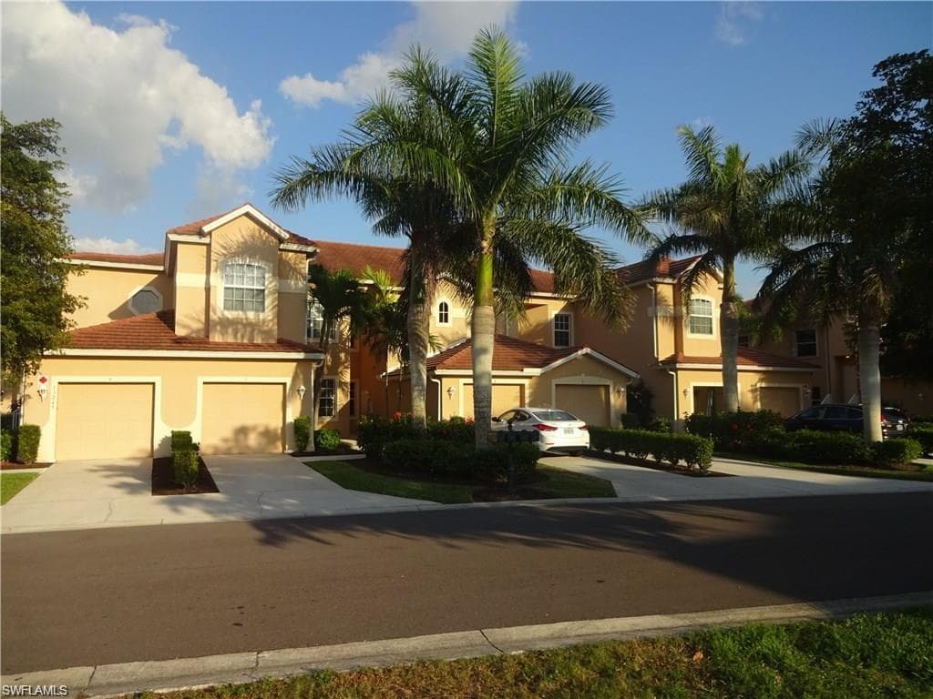 13245 Silver Thorn LOOP 806 NORTH FORT MYERS, FL 33903