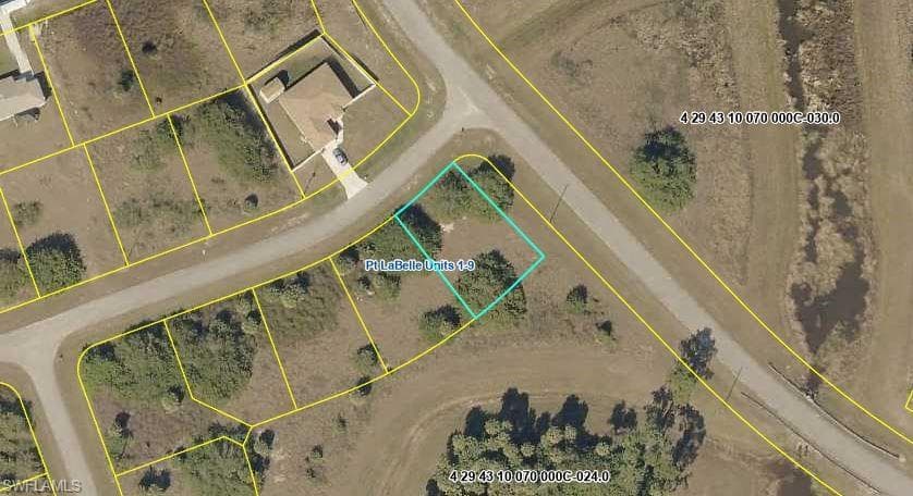7073 Calder CIR LABELLE, FL 33935