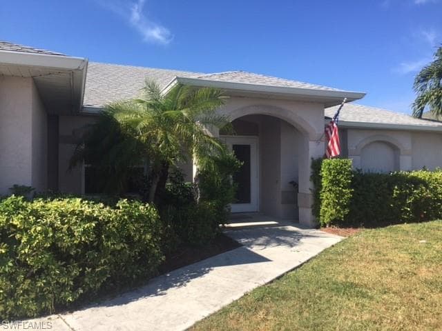 2516 SW 22nd PL CAPE CORAL, FL 33914