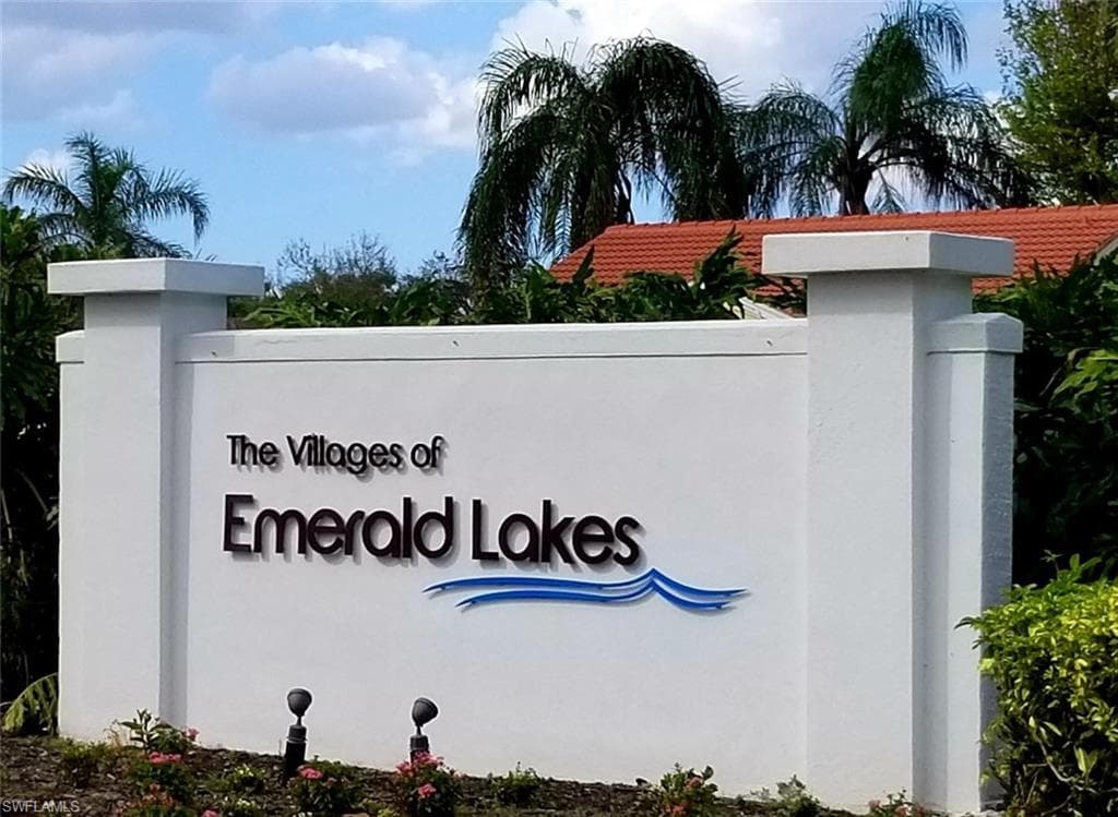7774 Jewel LN 201 NAPLES, FL 34109