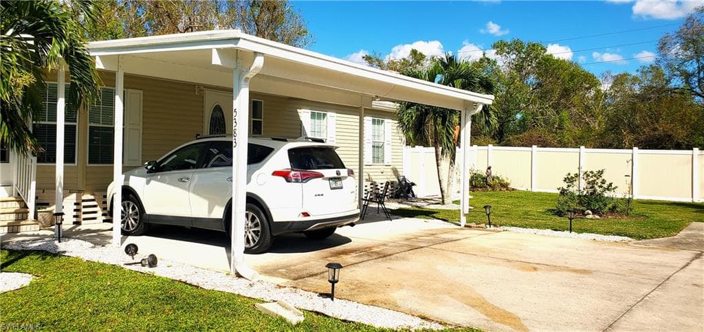 5383 Countrydale CT FORT MYERS, FL 33905