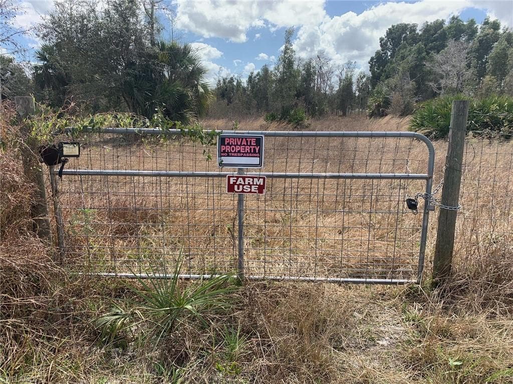 23500 Tinas LN FORT MYERS, FL 33913