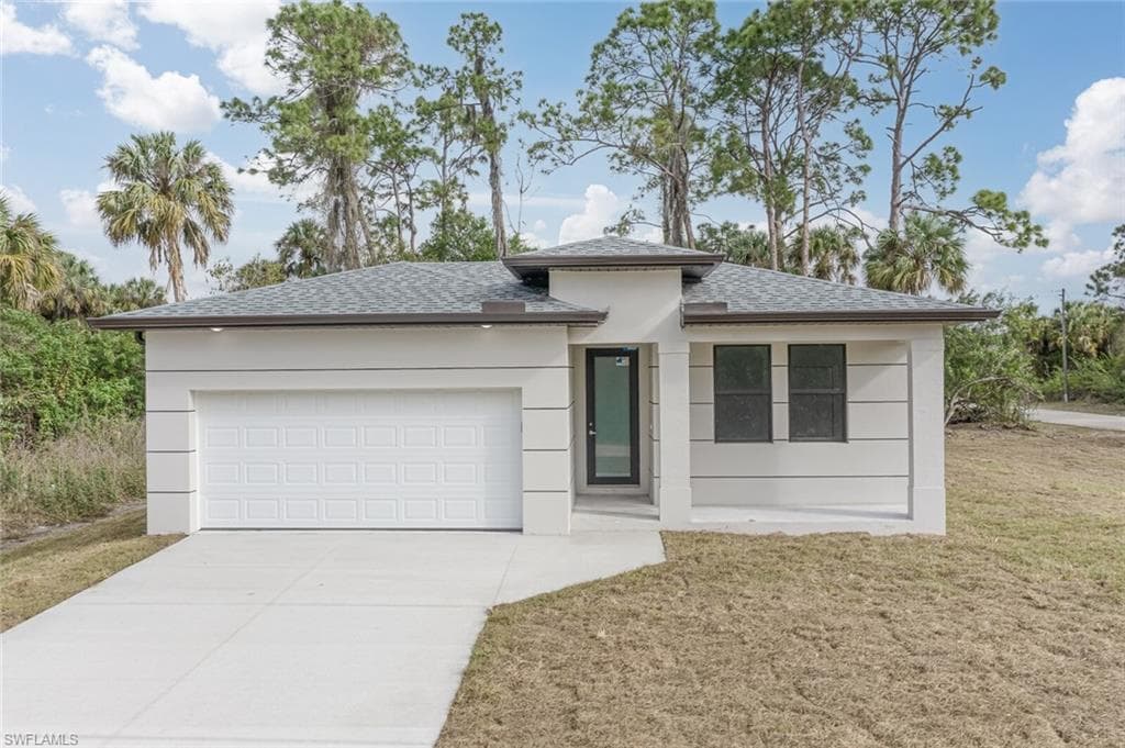 3006 40th ST SW LEHIGH ACRES, FL 33976