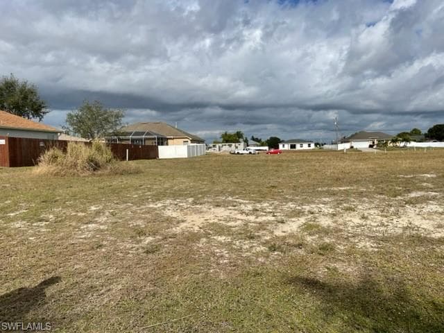 1917 NW 17th TER CAPE CORAL, FL 33993