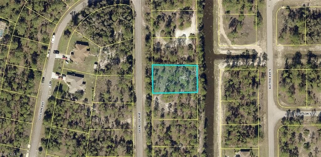 819 Glencoy ST E LEHIGH ACRES, FL 33974