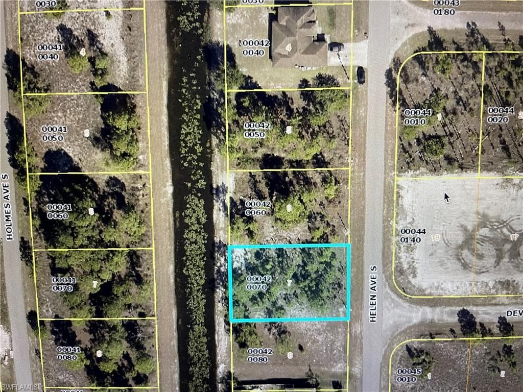 1140 Helen AVE S LEHIGH ACRES, FL 33974