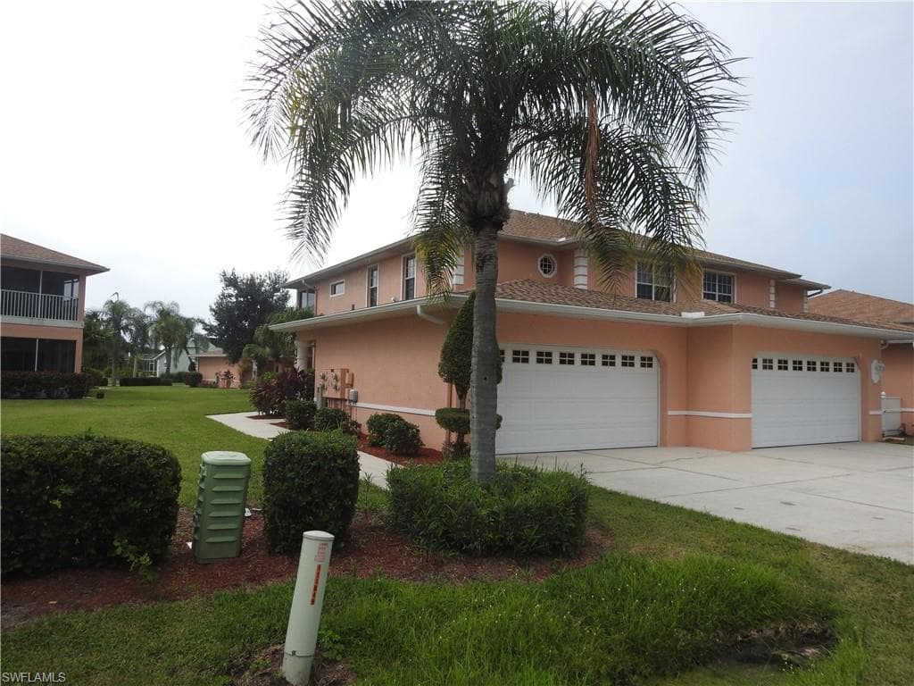 19949 Lake Vista CIR 16C LEHIGH ACRES, FL 33936