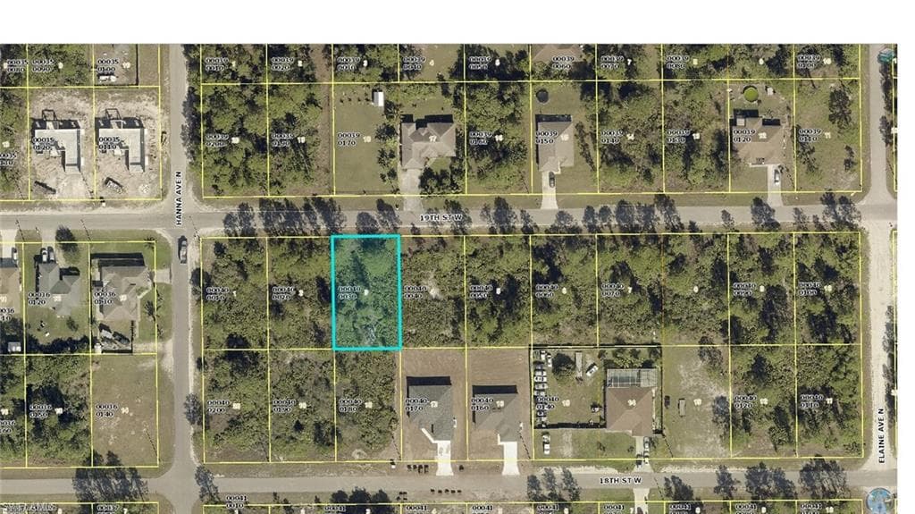 2715 19th ST W LEHIGH ACRES, FL 33971