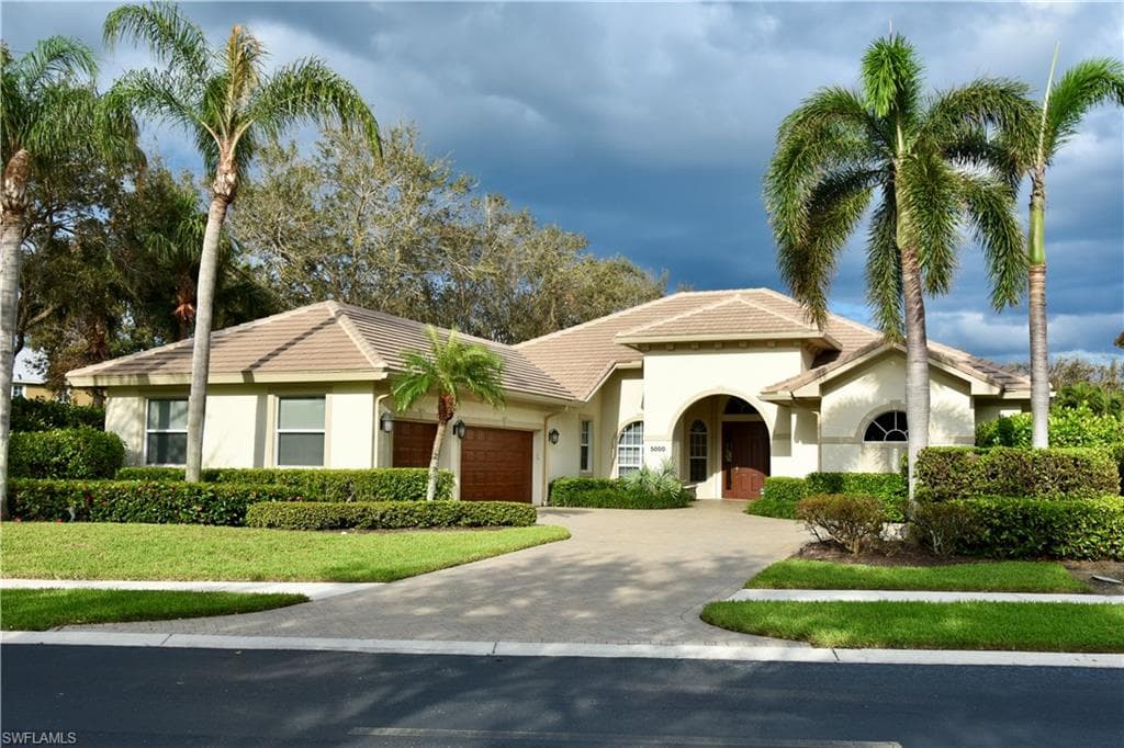 5000 Rustic Oaks CIR NAPLES, FL 34105