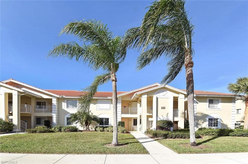 7731 Jewel LN 103 NAPLES, FL 34109