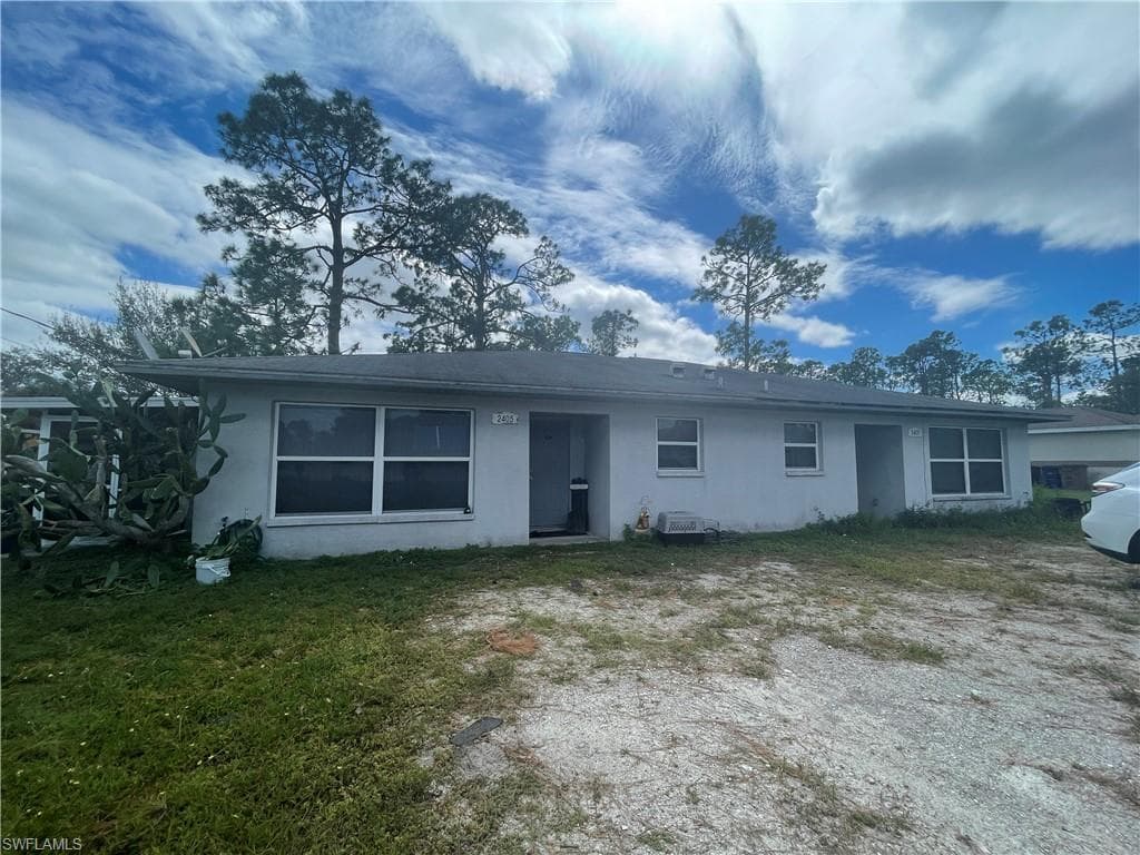 2405-2407 Lantana AVE LEHIGH ACRES, FL 33973