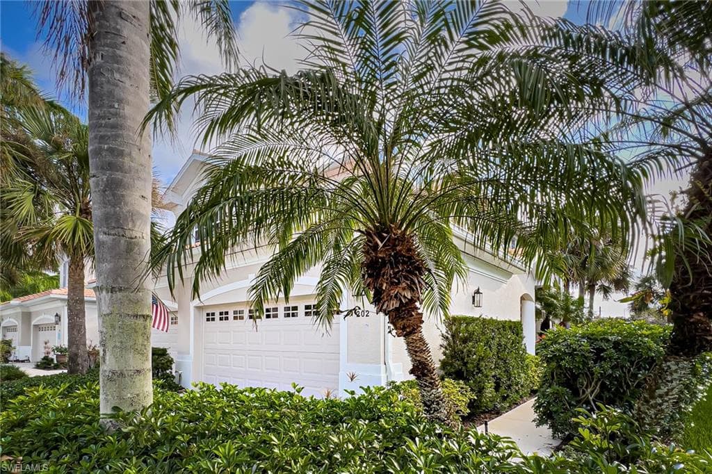 4760 Shinnecock Hills CT 6-202 NAPLES, FL 34112