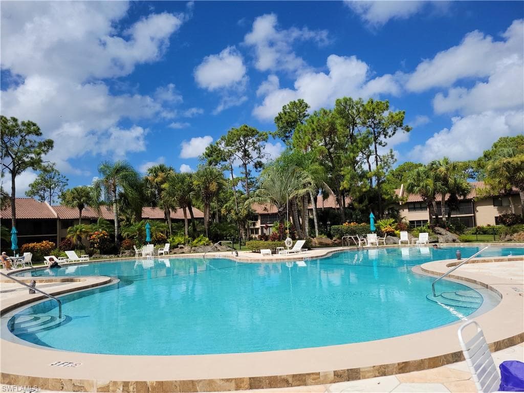 3243 Horse Carriage WAY 108 NAPLES, FL 34105