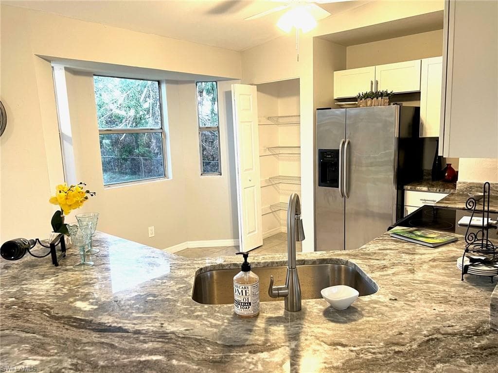 3810 5th ST W LEHIGH ACRES, FL 33971