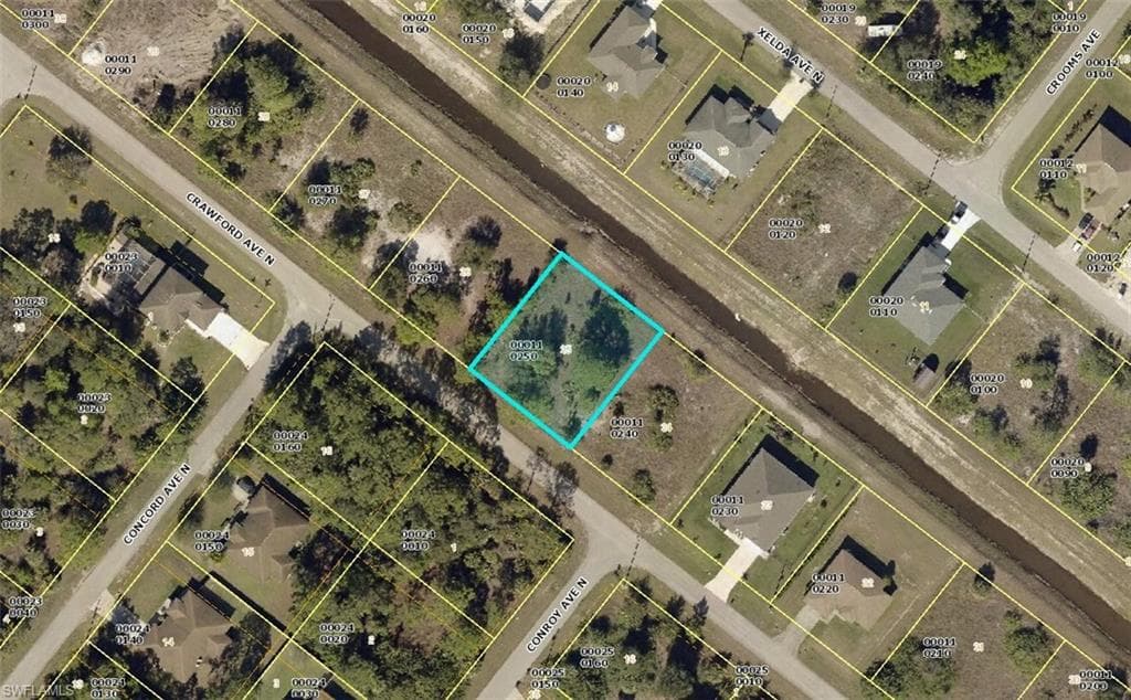 2024 Crawford AVE N LEHIGH ACRES, FL 33971