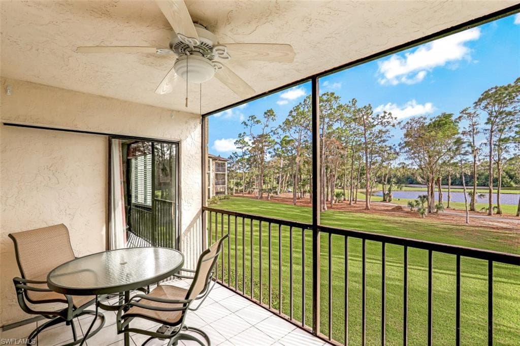 228 Fox Glen DR 3202 NAPLES, FL 34104