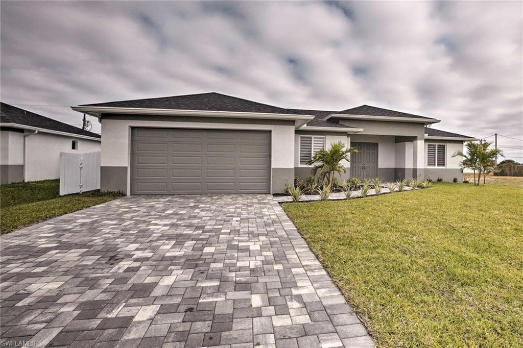 837 NE 7th PL CAPE CORAL, FL 33909