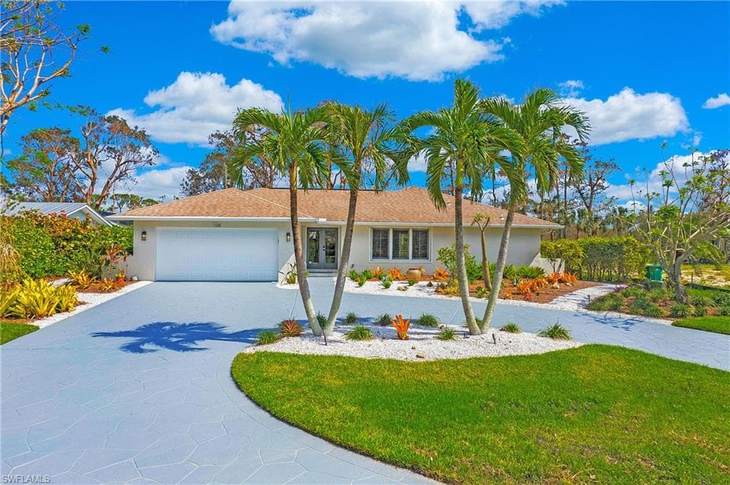 138 Burning Tree DR NAPLES, FL 34105