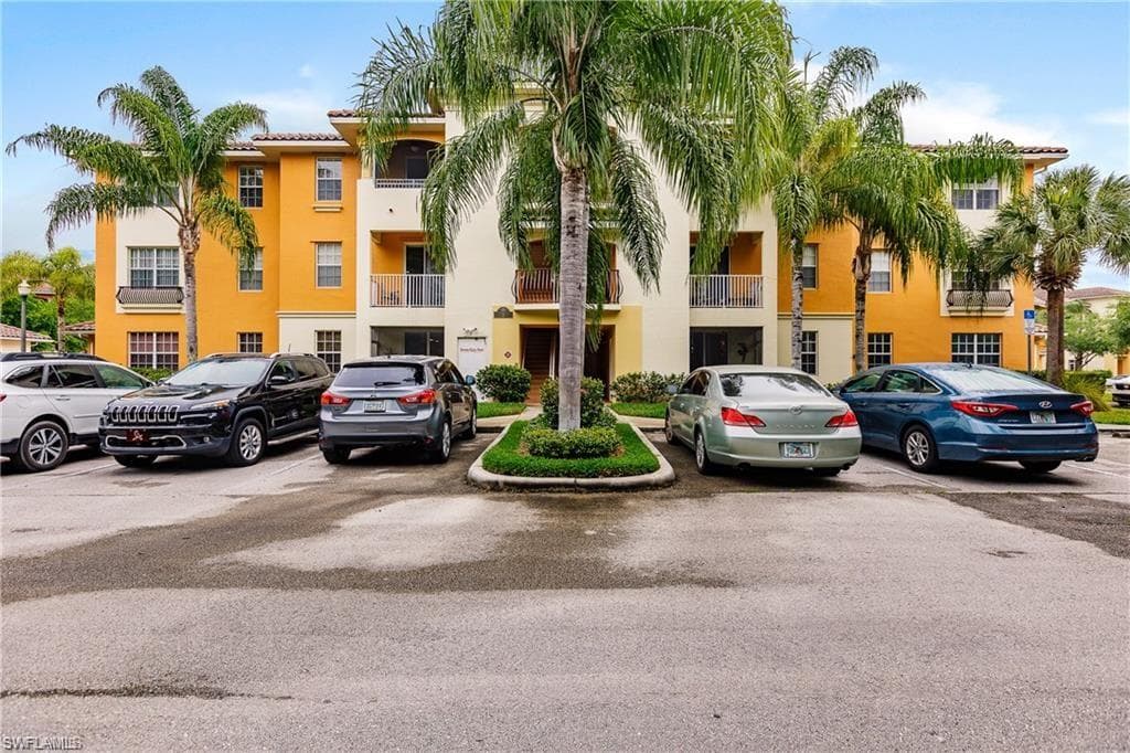 3952 Pomodoro CIR S 303 CAPE CORAL, FL 33909