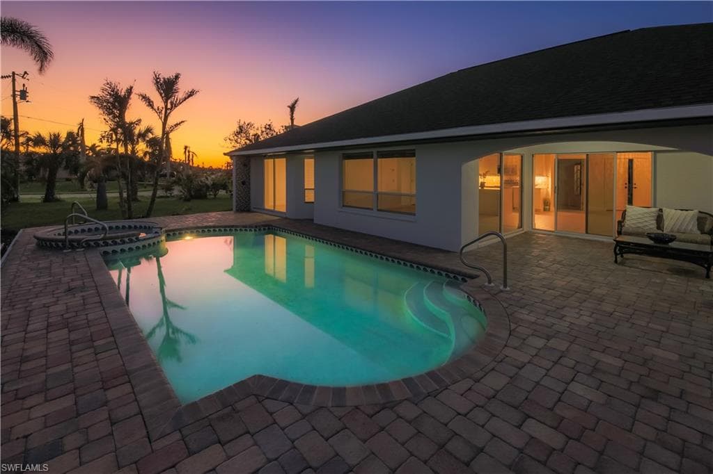 4913 SW 17th PL CAPE CORAL, FL 33914
