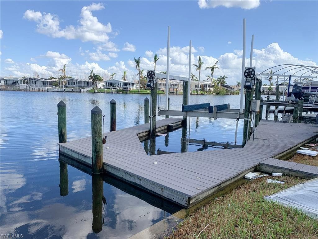 17631 Bryan CT FORT MYERS BEACH, FL 33931
