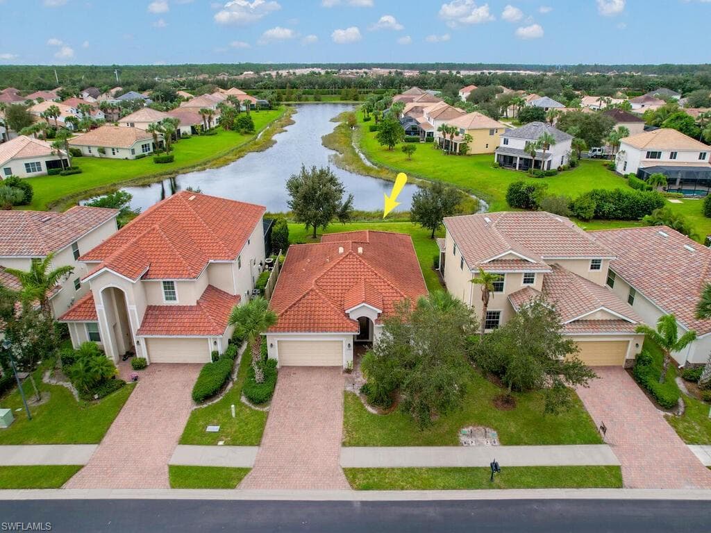 1998 Fairmont LN NAPLES, FL 34120