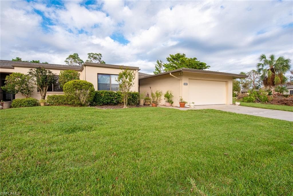 5837 Wild Fig LN FORT MYERS, FL 33919