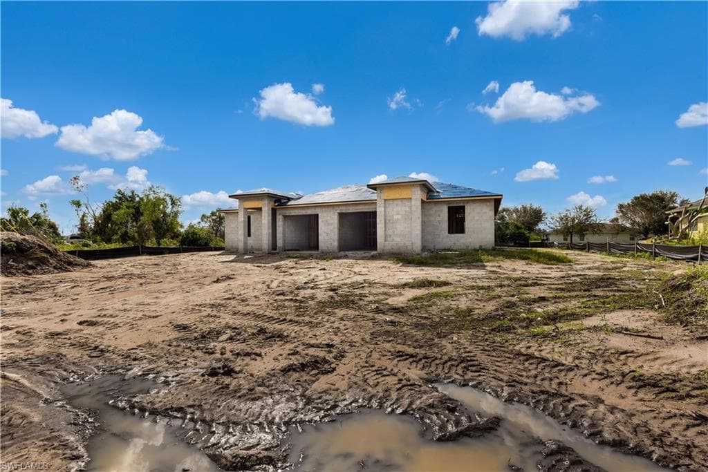 744-746 Harry AVE S 746 LEHIGH ACRES, FL 33973