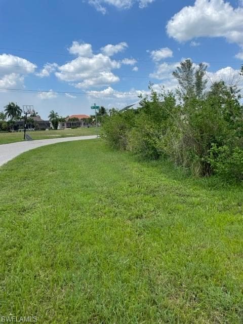 3905 SW 27th AVE CAPE CORAL, FL 33914