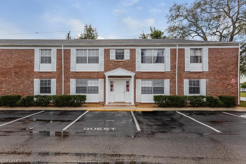 4507 9th ST W A3 BRADENTON, FL 34207