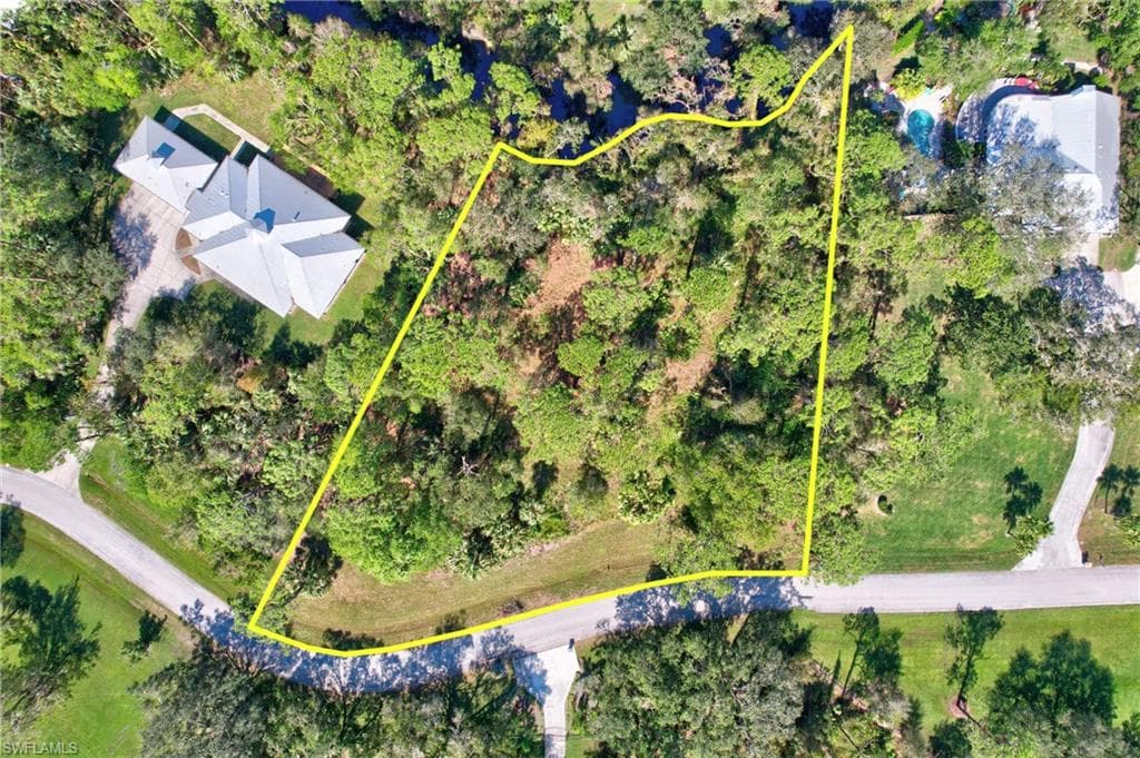 18601 Telegraph Creek LN ALVA, FL 33920