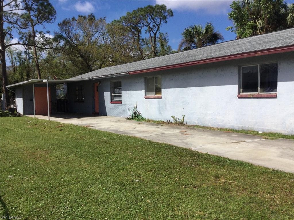 1175 Laurel DR NORTH FORT MYERS, FL 33917
