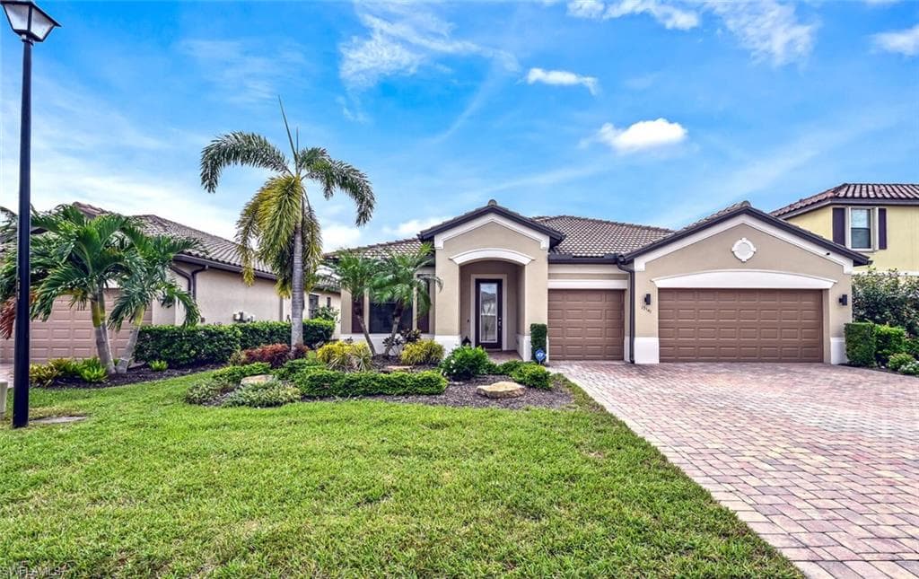 13541 White Crane PL ESTERO, FL 33928