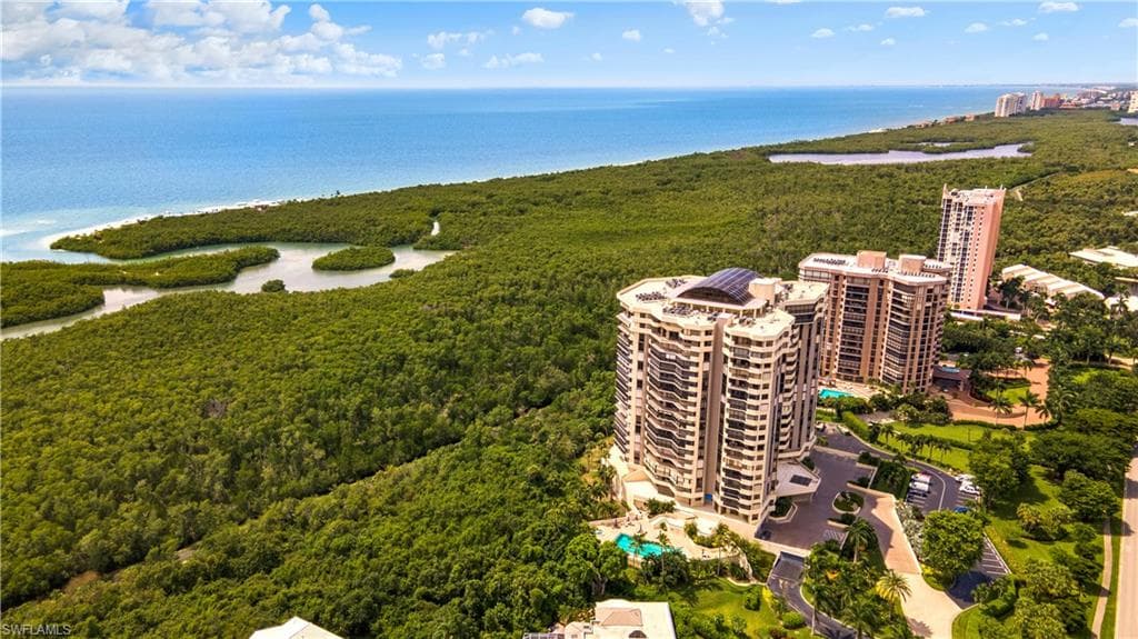 6001 Pelican Bay BLVD 703 NAPLES, FL 34108